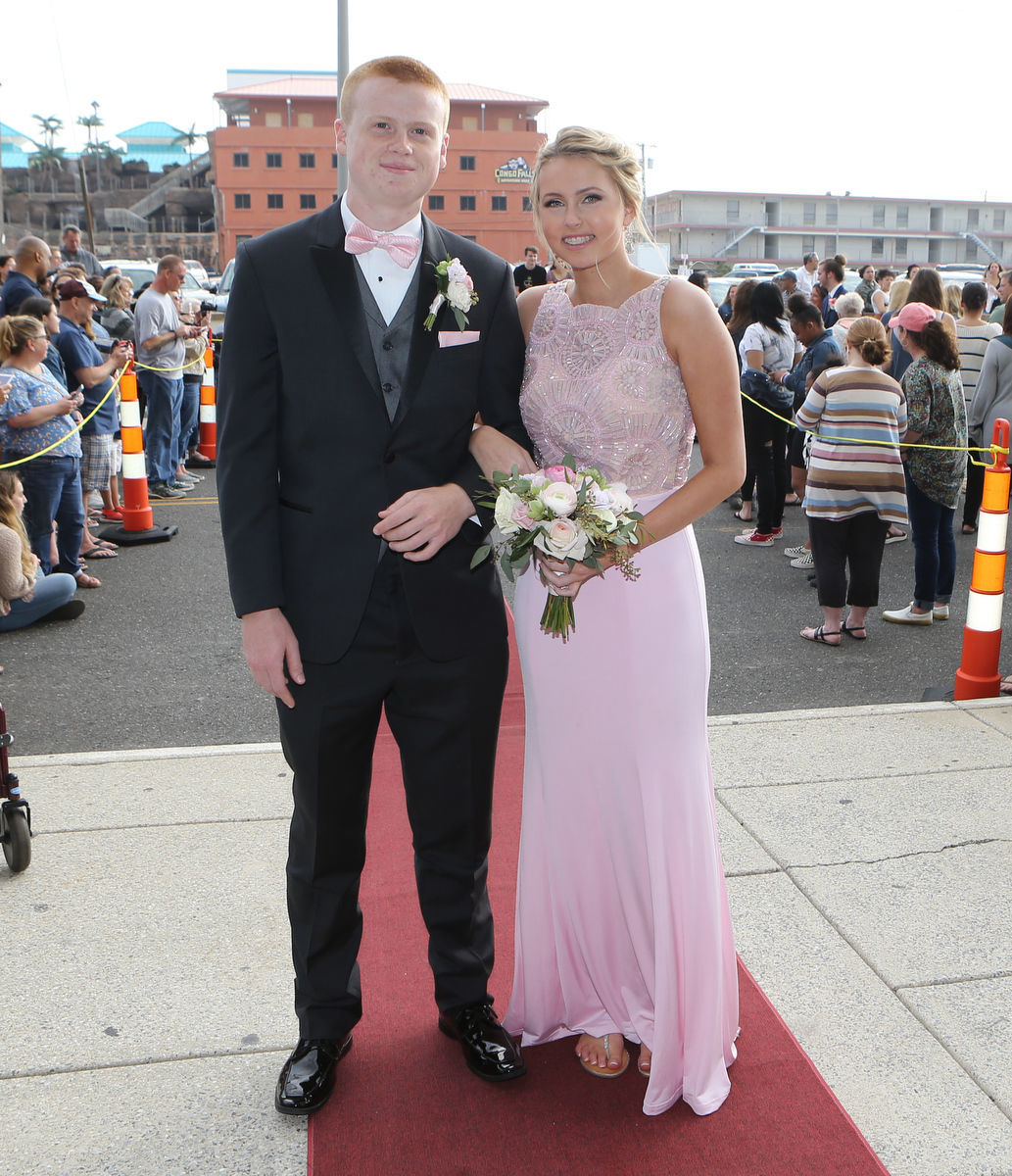051819_gal_middletwp26.JPG